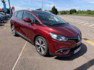 2017 Renault Grand Scenic 1.5 Dci Dynamique Nav Euro 6 (s/s) 5dr in Red — image 3