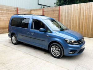 2019 Volkswagen Caddy Maxi 5 SEAT Wheelchair Accessible Disabled Access Vehicle Wav in Blue — image 3