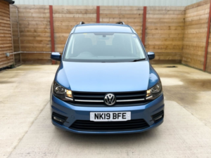 2019 Volkswagen Caddy Maxi 5 SEAT Wheelchair Accessible Disabled Access Vehicle Wav in Blue — image 5