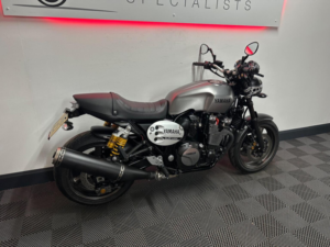 2016 Yamaha Xjr1300 1300 in Grey — image 6