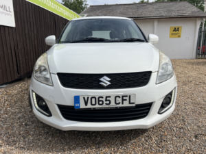 2015 Suzuki Swift 1.2 Sz3 in White — image 2