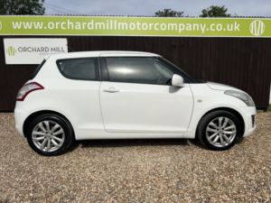 2015 Suzuki Swift 1.2 Sz3 in White — image 6