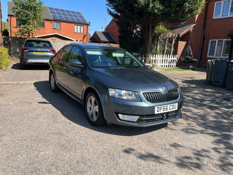 2016 Skoda Octavia 1.4 Tsi Se L in Grey — image 1