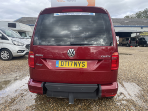 2017 Volkswagen Caddy Life Driver Transfer Auto Wav Wheelchair Accessible Vehicle Automatic 2.0 Tdi Bluemotion Tech in Red — image 3