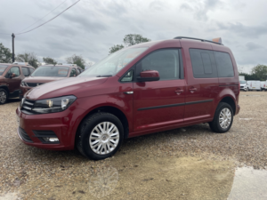 2017 Volkswagen Caddy Life Driver Transfer Auto Wav Wheelchair Accessible Vehicle Automatic 2.0 Tdi Bluemotion Tech in Red — image 5
