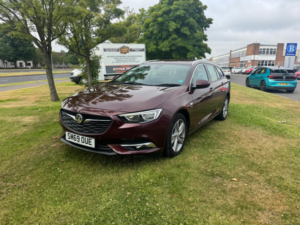 2019 Vauxhall Insignia 1.6 Turbo D Blueinjection Sri Nav Sports Tourer 5dr Diesel Manual Euro 6 (s/s) (136 Ps) in Red — image 2