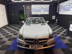 2014 Mercedes-Benz Slk 2.1 Slk250 Cdi Amg Sport in Silver — image 3