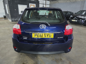2011 Toyota Auris 1.3 Dual Vvt-I Edition in Blue — image 6