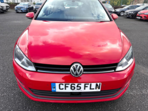 2015 Volkswagen Golf 1.6 Tdi Bluemotion Tech Match DSG Euro 6 (s/s) 5dr in Red — image 5