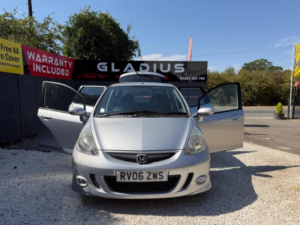 2006 Honda Jazz 1.4 I-Dsi Se Sport CVT-7 5dr in Silver — image 5