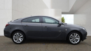 2016 Vauxhall Insignia 1.8i Sri Nav Euro 6 5dr in Grey — image 4