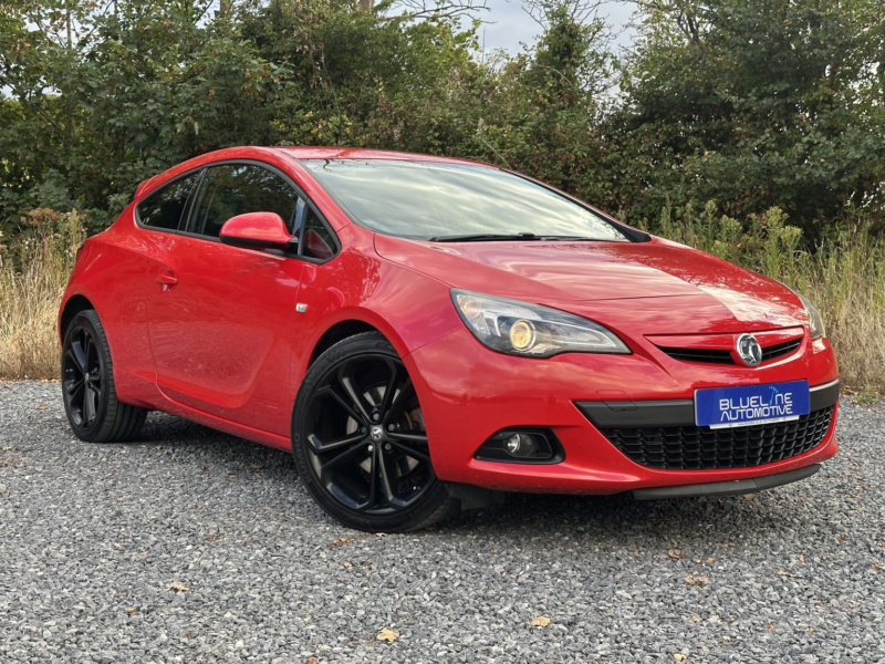 2015 Vauxhall Astra Gtc 1.6 I Turbo Limited Edition in Red — image 1