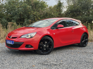 2015 Vauxhall Astra Gtc 1.6 I Turbo Limited Edition in Red — image 5