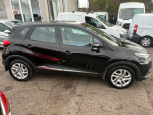 2015 Renault Captur 1.5l Dynamique Nav Dci 5dr Diesel Manual Euro 6 (90 Bhp) in Black — image 2