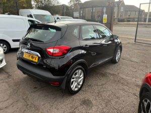 2015 Renault Captur 1.5l Dynamique Nav Dci 5dr Diesel Manual Euro 6 (90 Bhp) in Black — image 3