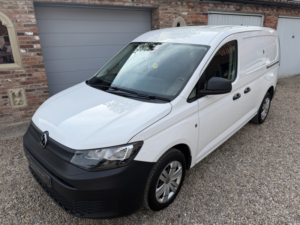 2021 Volkswagen Caddy Maxi 1.5 Tsi C20 Commerce Ac No Vat in White — image 2