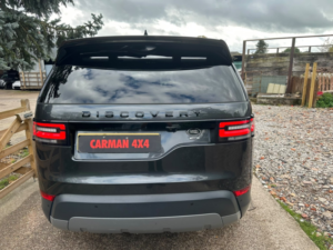 2018 Land Rover Discovery 2.0 Sd4 Hse in Grey — image 6
