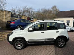 2015 Fiat Panda 1.3 Multijet Cross Euro 6 (s/s) 5dr (4 Seats) in White — image 5