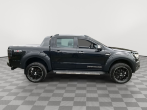 2017 Ford Ranger 3.2 Tdci Wildtrak Pickup Double Cab 4dr Diesel Auto 4WD Euro 5 (200 Ps) in Black — image 6