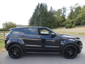 2014 Land Rover Range Rover Evoque 2.2 Sd4 Dynamic SUV 5dr Diesel Auto 4WD Euro 5 (s/s) (190 Ps) in Black — image 2