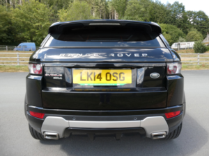 2014 Land Rover Range Rover Evoque 2.2 Sd4 Dynamic SUV 5dr Diesel Auto 4WD Euro 5 (s/s) (190 Ps) in Black — image 4