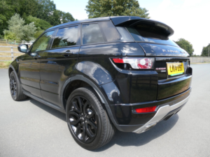 2014 Land Rover Range Rover Evoque 2.2 Sd4 Dynamic SUV 5dr Diesel Auto 4WD Euro 5 (s/s) (190 Ps) in Black — image 5