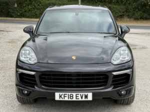 2018 Porsche Cayenne 3.0 Td V6 Platinum Edition Tiptronics 4WD Euro 6 (s/s) 5dr in Black — image 6