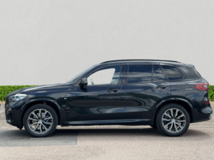 2020 BMW X5 3.0 30d Mht M Sport SUV 5dr Diesel Hybrid Auto Xdrive Euro 6 (s/s) (286 Ps) in Black — image 4