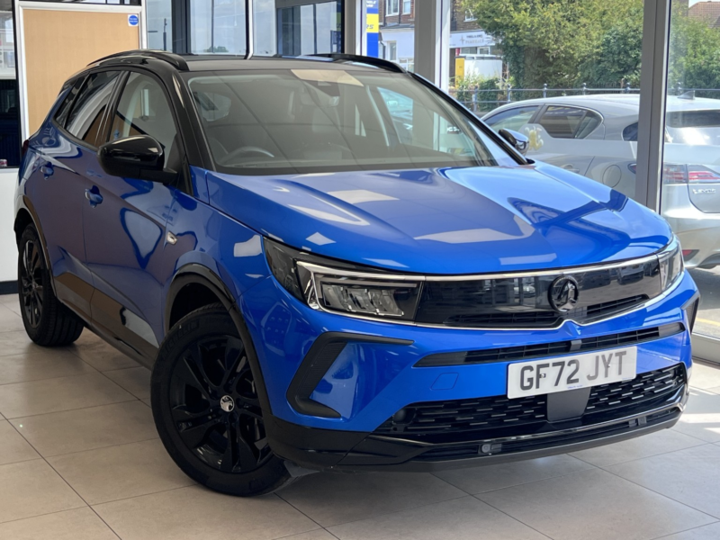 2022 Vauxhall Grandland 1.6 New Grandland Gs Line 1.6 225ps Plug-In Hybrid 8 Speed Auto in Blue — image 1