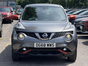 2018 Nissan Juke 1.6 Tekna Xtron Euro 6 5dr in Grey — image 6