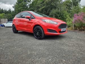 2014 Ford Fiesta 1.3 Style in Red — image 3
