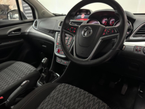 2015 Vauxhall Mokka 1.7 Cdti Tech Line 2WD Euro 5 (s/s) 5dr — image 4