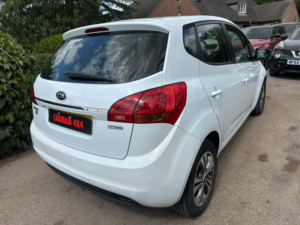 2015 Kia Venga 1.6 Crdi Ecodynamics 3 in White — image 5