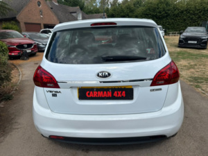 2015 Kia Venga 1.6 Crdi Ecodynamics 3 in White — image 6