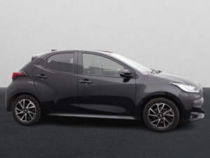 2023 Toyota Yaris 1.5 Vvt-H Design E-CVT Euro 6 (s/s) 5dr in Black — image 3