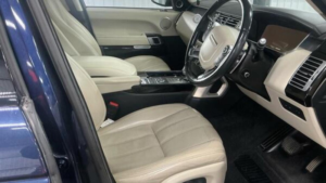 2017 Land Rover Range Rover 4.4 Sd V8 Autobiography Auto 4WD Euro 6 (s/s) 5dr in Blue — image 2