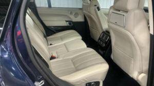 2017 Land Rover Range Rover 4.4 Sd V8 Autobiography Auto 4WD Euro 6 (s/s) 5dr in Blue — image 3