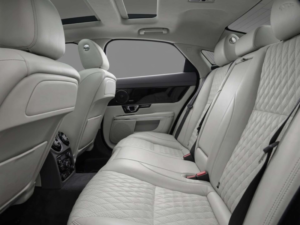 2017 Jaguar Xj 3.0 Xj Portfolio V6 D Auto 4dr in Grey — image 3