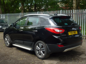 2014 Hyundai Ix35 2.0 Crdi Premium SUV 5dr Diesel Auto 4WD Euro 5 (134 Bhp) in Black — image 3