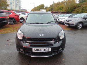 2016 MINI Countryman 1.6 Cooper S All4 Countryman * Mot June 2027 * New Clutch And Timing Chain * Finance Available * Fer in Black — image 5