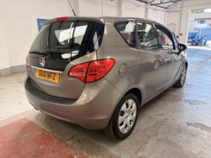 2011 Vauxhall Meriva 1.7 Cdti Exclusiv in Brown — image 4
