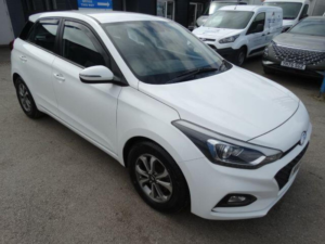 2019 Hyundai I20 1.2 Se Launch Edition Euro 6 (s/s) 5dr in White — image 3