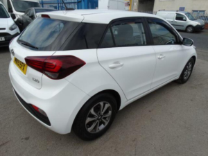 2019 Hyundai I20 1.2 Se Launch Edition Euro 6 (s/s) 5dr in White — image 6