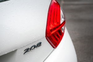 2014 Peugeot 208 1.0 Vti Puretech Active in White — image 6