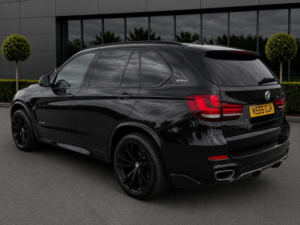 2017 BMW X5 2.0 40e 9.0kwh M Sport Auto Xdrive Euro 6 (s/s) 5dr in Black — image 4