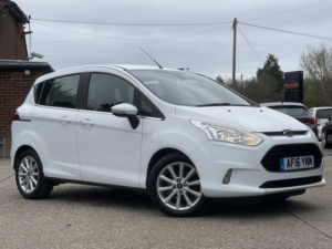 2016 Ford B-Max 1.6 Titanium in White — image 3