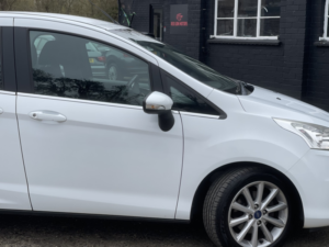 2016 Ford B-Max 1.6 Titanium in White — image 6