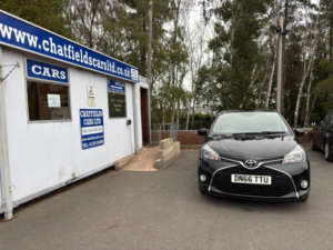 2016 Toyota Yaris 1.33 Dual Vvt-I Icon Hatchback 5dr Petrol Manual Euro 6 (99 Ps) in Black — image 2