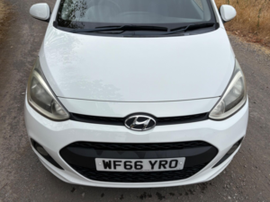 2016 Hyundai I10 1.0 Se Euro 5 5dr in White — image 5