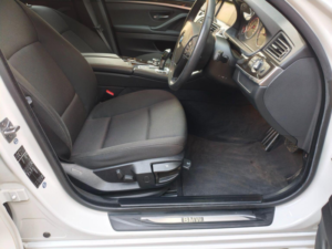 2011 BMW 5 Series 6cyl 2.5 N52 Auto 5 Door Estate in White — image 5
